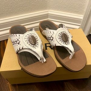 NWT! Array White Sandals